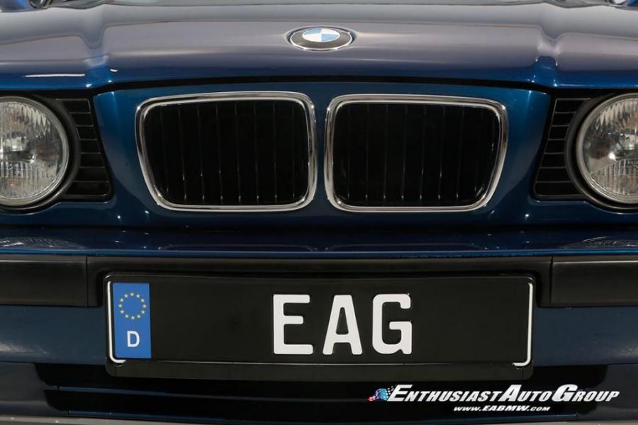 Детали экстерьера BMW M5 Touring (Avus Blue) (WBSHJ91070BL01767) (E34) 1994 года  (фото 61 из 100)